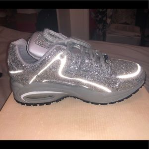 SPARKLING BUFFALO size 39 Sneakers silver
